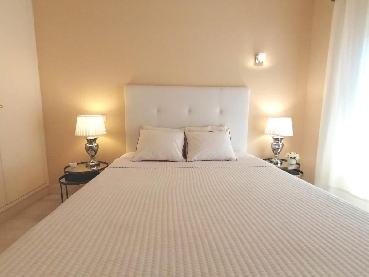 Beachfront Seaview Litoralmar Apt, Fast Wifi, Airco, Pool, Private Parking Portimao Exterior photo