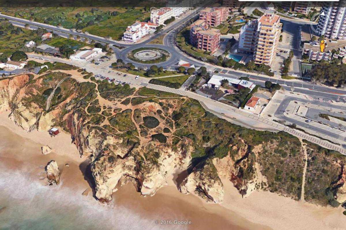 Beachfront Seaview Litoralmar Apt, Fast Wifi, Airco, Pool, Private Parking Portimao Exterior photo